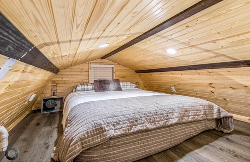 Bentonville House | The Drop Inn: Trailside Tiny Home in the Heart of Bentonville
