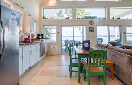Romulus Cottage | The Duck-In: "Contemporary Lakeside Cottage on Cayuga Lake"