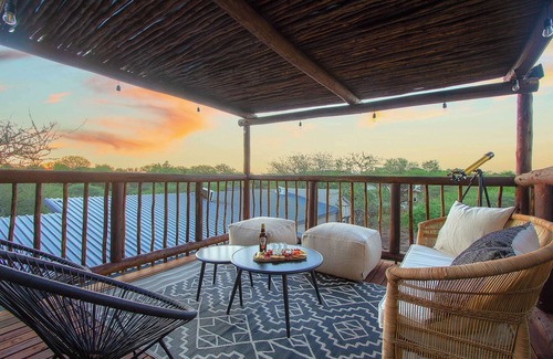 Marloth Park Villa | The Duke. Luxury Safari Villa - Kruger National Park