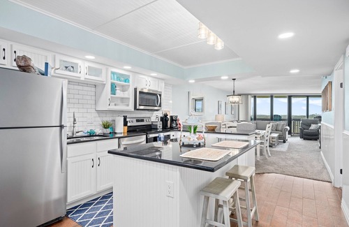 Port Aransas Condo | THE DUNES: PORT ARANSAS, Tx - BEACH CONDO WITH SHIP/OCEAN VIEWnnWINTER TEXANS!