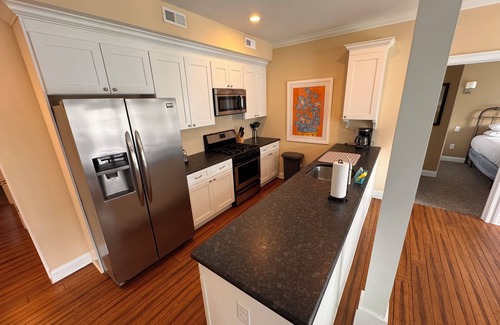 Townsend's Inlet Condo | The Dunes Sleeps 10