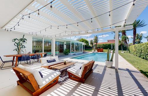 Bermuda Dunes House | The Dunes