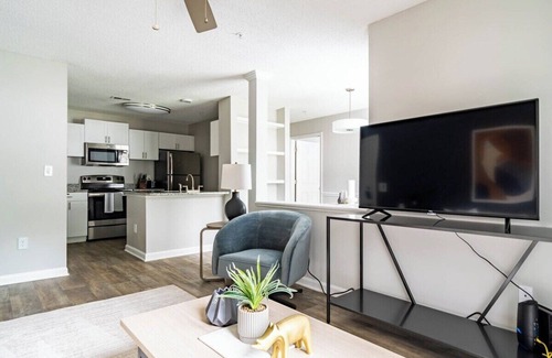 Durham Apartment | The Durham Vibe 8714