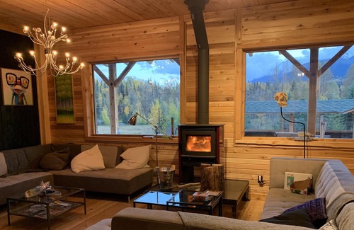 Moricetown Cabin | The Dutch Treat - L.D.R.