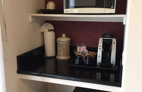 West Beach Bed & Breakfast | The Eagle Inn