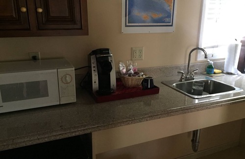 West Beach Bed & Breakfast | The Eagle Inn