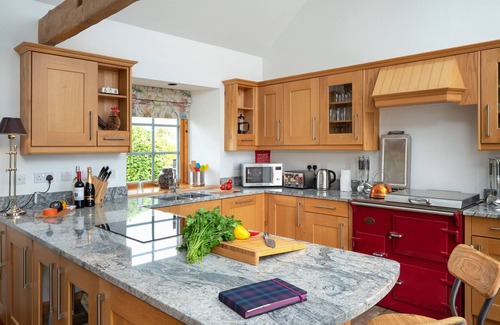 Grantown-on-Spey Cottage | The Eagle's Nest - large luxury lodge with hot tub, sauna and bbq hut