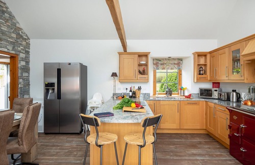 Grantown-on-Spey Cottage | The Eagle's Nest - large luxury lodge with hot tub, sauna and bbq hut