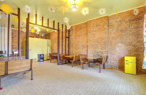 Smoketown Jackson Apartment | The ‘Eagle's Nest’ - Walk to Norton & UofL Health!