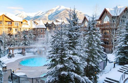 Canmore House | The Eagle Suite at Stoneridge Mountain Resort