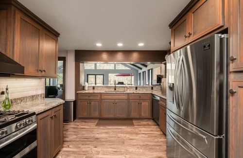 Turkey City House | The Eagles’ View Riverstone Retreat