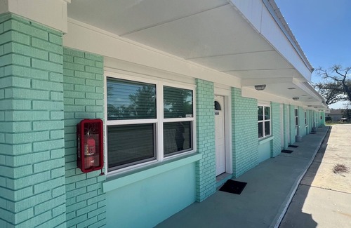 Panama City House | The East Bay Inn Room 5 - Cozy hotel in brilliant Panama City with AC, WiFi