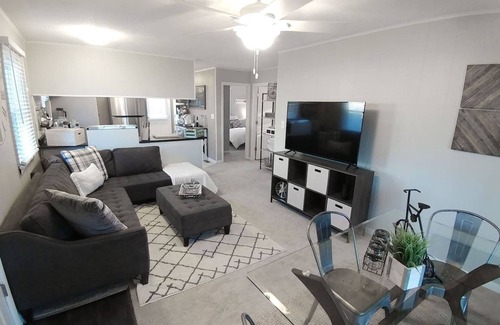 Colington Apartment | The East Coast Host - Back To Eden