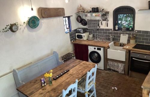Palgrave House | The Eclectic Coach House