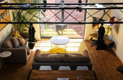 Southport Apartment | The Eden Warehouse - Gold Apartment, sleeps 6