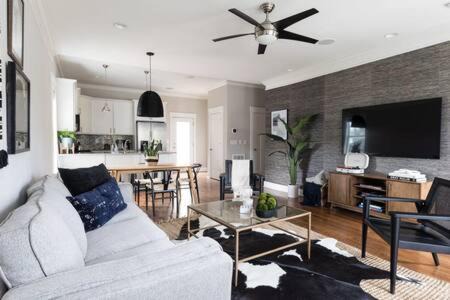 Edgehill House | The Edgehill House - Close to Belmont & Vanderbilt