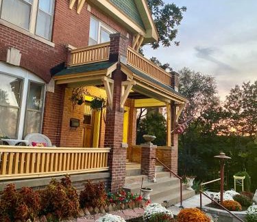 St. Joseph Apartment | The Edmond an 1887 Arts & Crafts gem