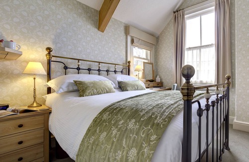 Keswick Hotel | The Edwardene