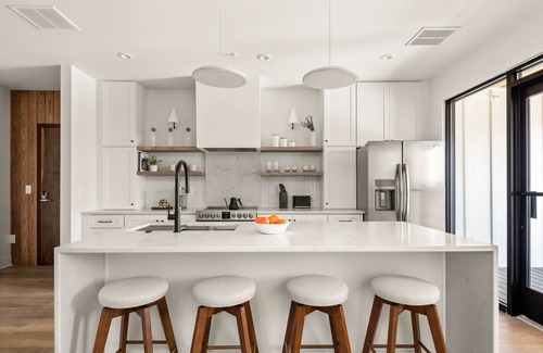 Historic Edgefield Apartment | The Eighteen by Mint House