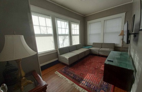Henderson House | The Eleanor Annex - Apt B funky cool historic.