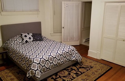Henderson Bed & Breakfast | The Eleanor on Belle - Suite 2