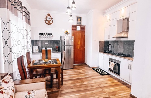 Waskaduwa House | The ElegancenPeaceful Residential area. 2KM away from the beach and city centre