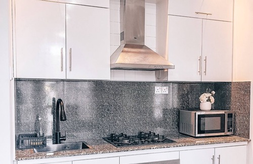 Waskaduwa House | The ElegancenPeaceful Residential area. 2KM away from the beach and city centre