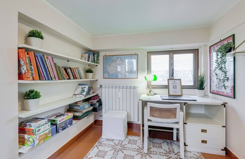 Capannelle Apartment | The Elegant Penthouse: Spacious Penthouse with Parking Space