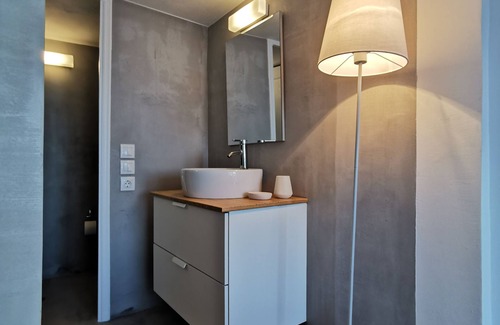 Kimolos House | The Elephant Goupa Beach