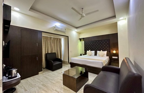 Bhowanipore Hotel | The Elgin Hotel