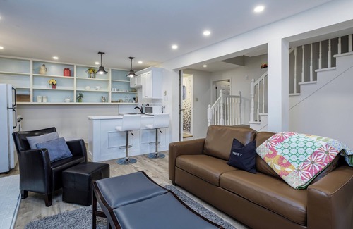 Downtown St. John's House | The Elizabeth Manor Guesthouse