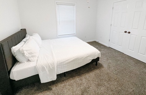 Sharon Grove House | The Elkton Townhome