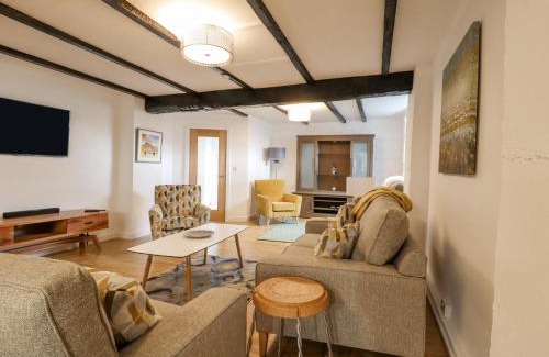 Skipton House | The Eller Beck