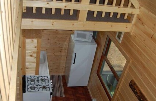 Lake Luzerne-Hadley Cottage | The Elms Waterfront Cottages
