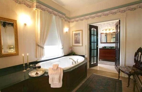 Charlottetown House | The Elmwood Heritage Inn