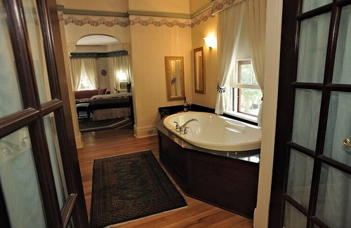 Charlottetown House | The Elmwood Heritage Inn