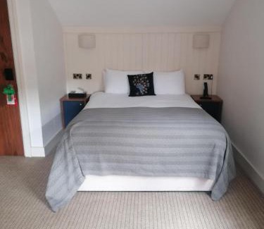 Crookham Village Hotel | The Elvetham Hotel