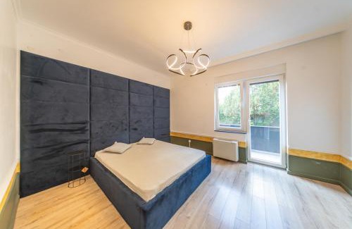 Arad Apartment | The Embassy Suites