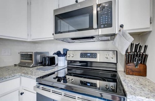 North Charleston Apartment | The Ember- 2 story townhome minutes to the airport and downtown