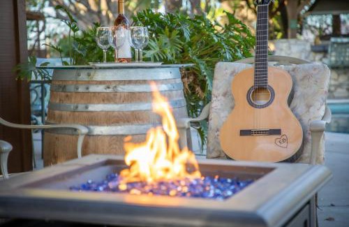 Fallbrook House | The Emerald Bungalow