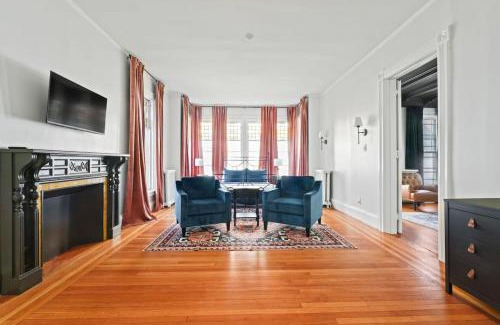 Saratoga Springs Apartment | The Emerald by Saratoga Stays