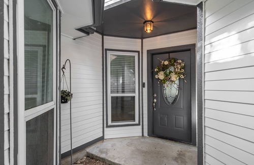 Friendswood House | The Emerald Cottage, Friendswood Texas