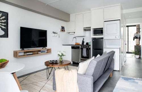 Virginia Highland Apartment | The Emerson Near PonceCityMarket