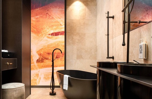 Plovdiv Center Hotel | The Emporium Hotel Plovdiv - MGallery Collection