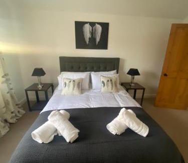 Rolleston on Dove House | THE ENCHANTED COTTAGE
