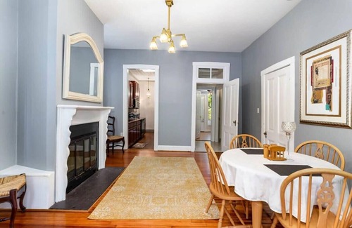 Portsmouth Apartment | The Enchantment of Old Towne Portsmouth - Suite 1