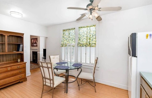 Portsmouth Apartment | The Enchantment of Old Towne Portsmouth - Suite 2
