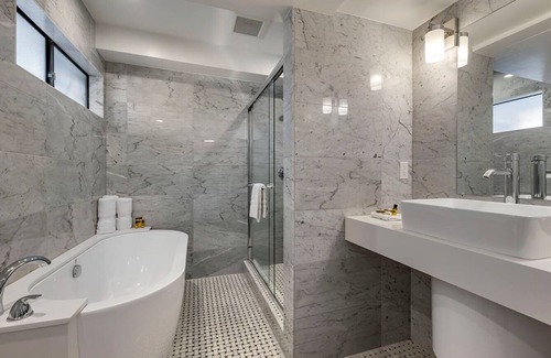 Encinitas Hotel | The Encinitan Hotel & Suites