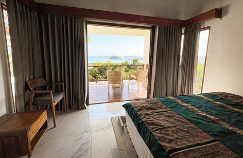 Lombok Hotel | The Endless Summer Resort