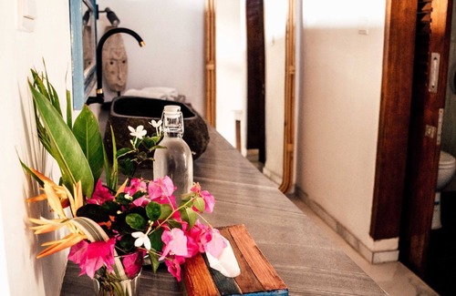 Lombok Hotel | The Endless Summer Resort